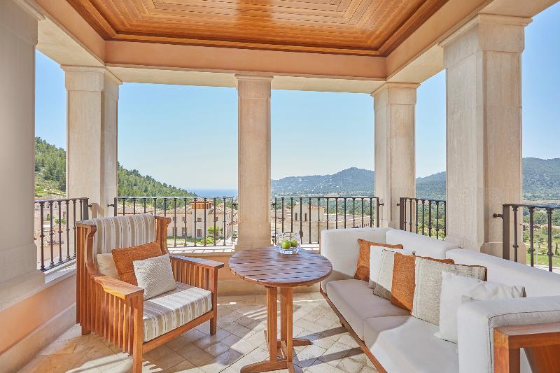 Cap Vermell Grand Hotel - Oda