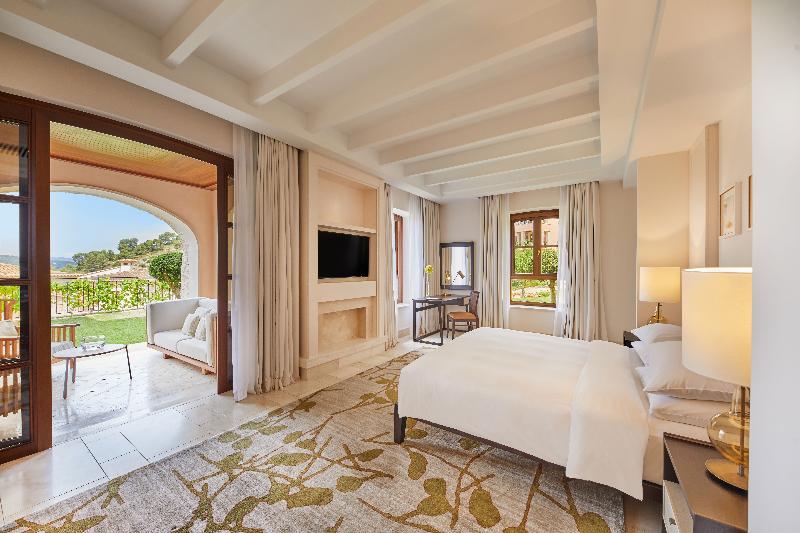Cap Vermell Grand Hotel - Oda
