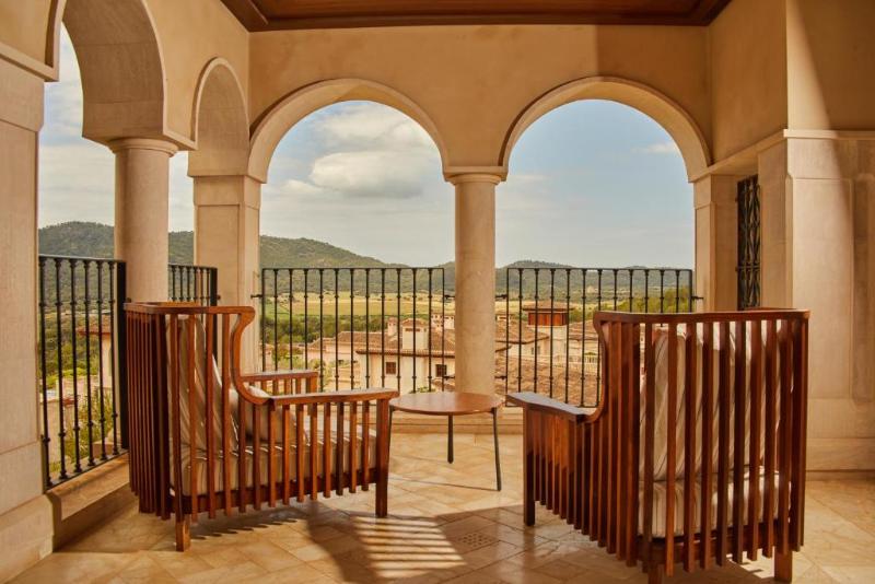 Cap Vermell Grand Hotel - Oda