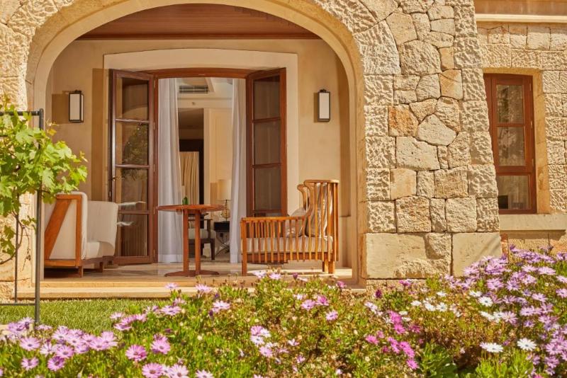 Cap Vermell Grand Hotel - Oda