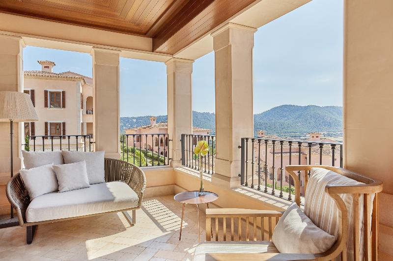 Cap Vermell Grand Hotel - Oda