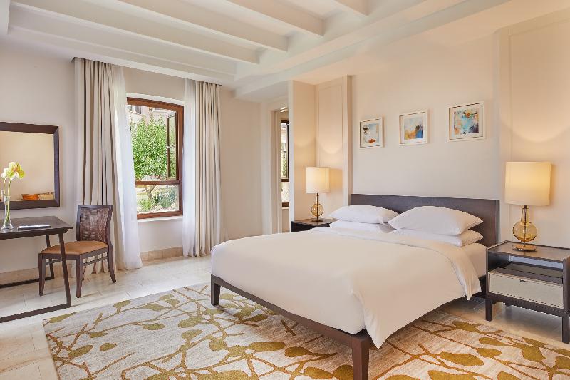 Cap Vermell Grand Hotel - Oda