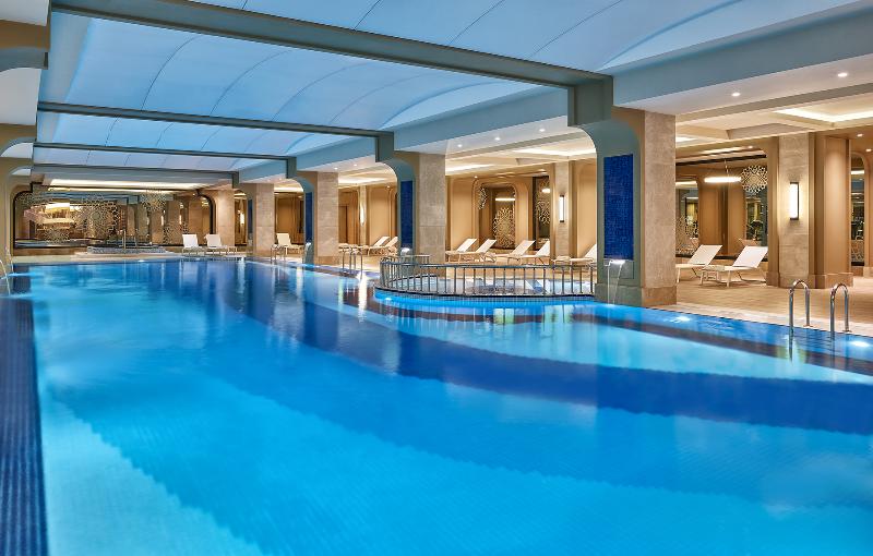 Elite World Grand İstanbul Basın Ekspres Hotel - Havuz