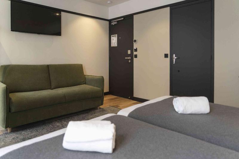 Hotel SUB - Oda