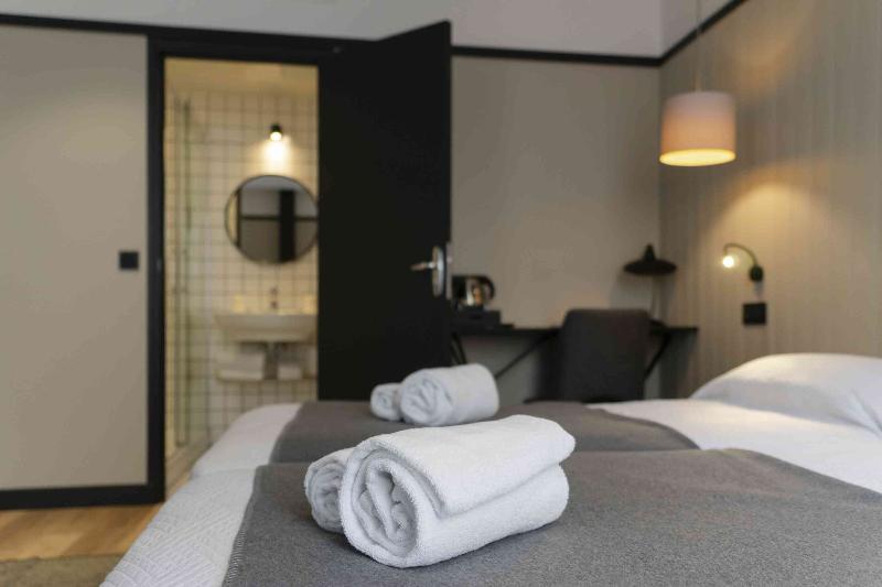 Hotel SUB - Oda
