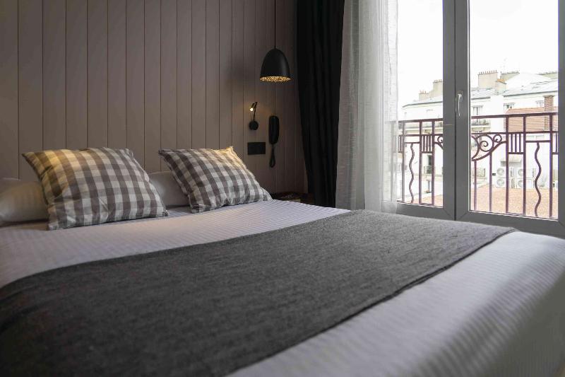 Hotel SUB - Oda