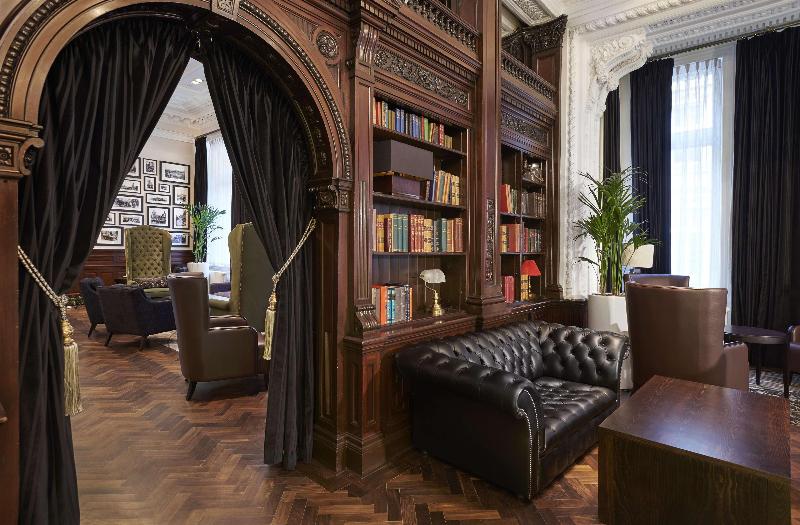 DoubleTree by Hilton Hotel & Spa Liverpool - Lobi