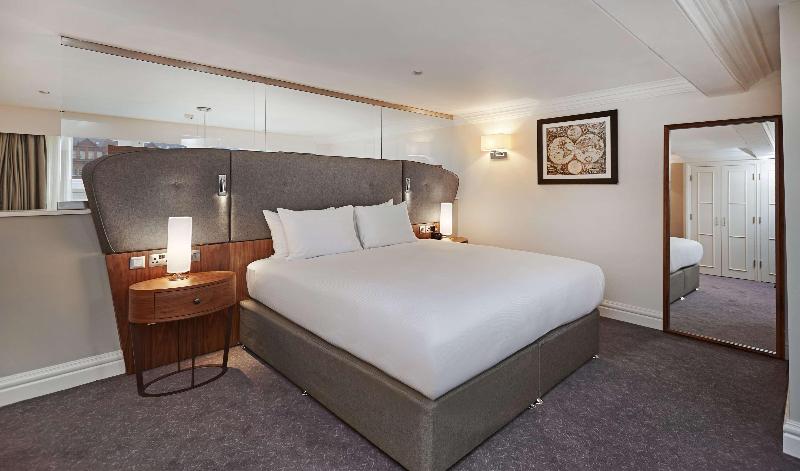 DoubleTree by Hilton Hotel & Spa Liverpool - Oda