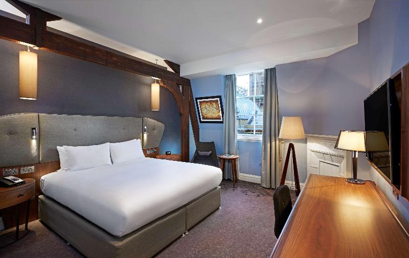 DoubleTree by Hilton Hotel & Spa Liverpool - Oda
