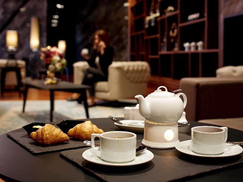 Pullman Istanbul Hotel & Convention Center - Bar