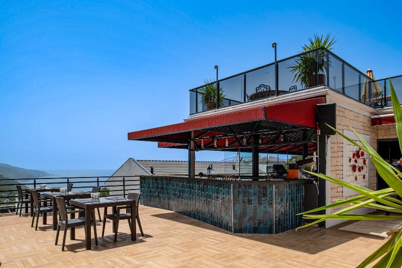 Ramada By Wyndham Fethiye Oludeniz - Bar