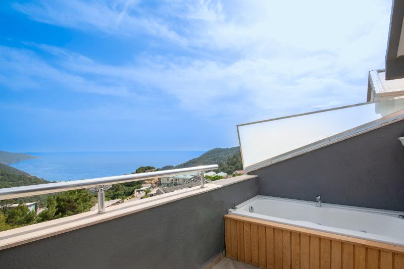Ramada By Wyndham Fethiye Oludeniz - Oda