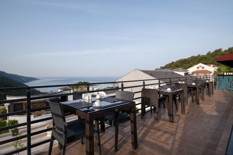 Ramada By Wyndham Fethiye Oludeniz - Restoran