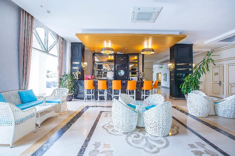 Jadore Deluxe Hotel & Spa - Lobi