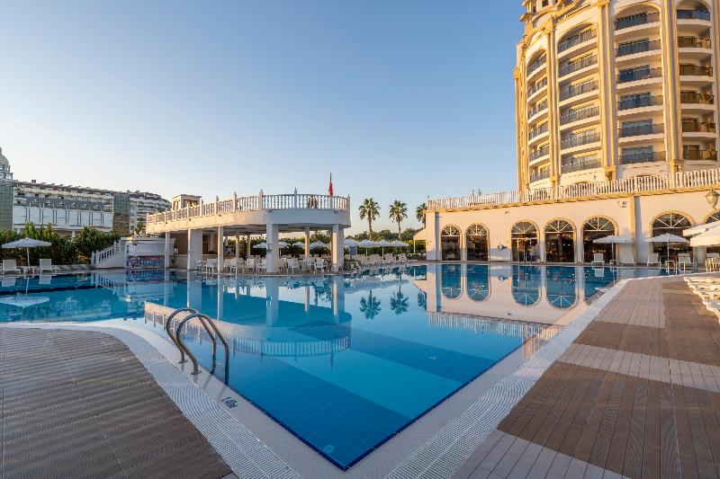 Jadore Deluxe Hotel & Spa - Havuz