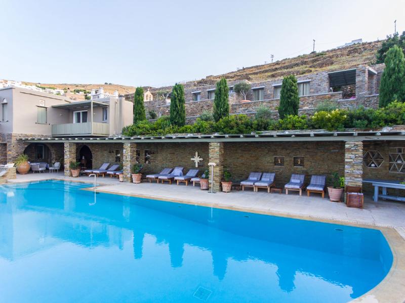 Aeolis Tinos Suites - Havuz