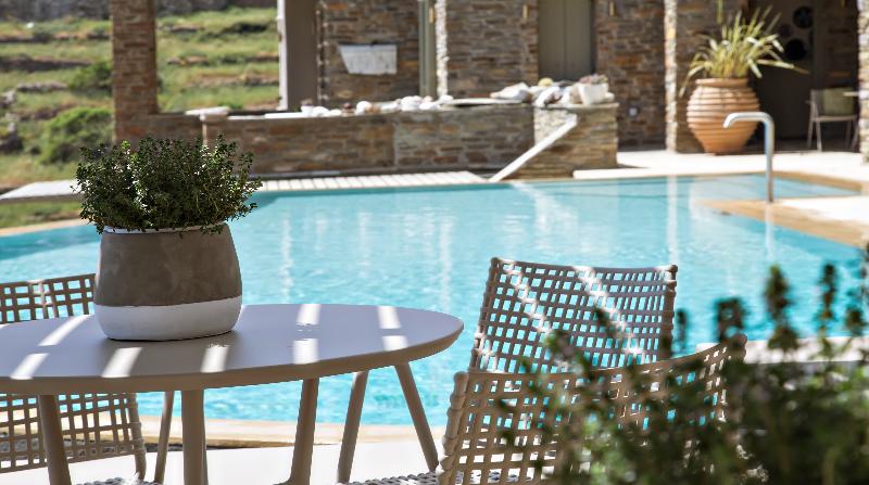 Aeolis Tinos Suites - Havuz