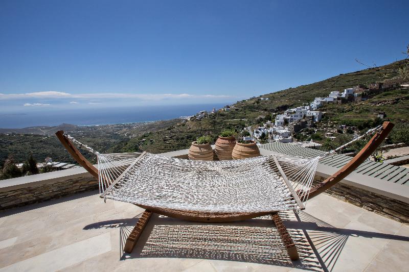 Aeolis Tinos Suites - Teras