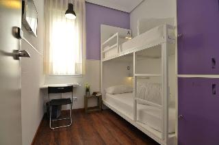 Far Home Atocha otel fotoğrafı