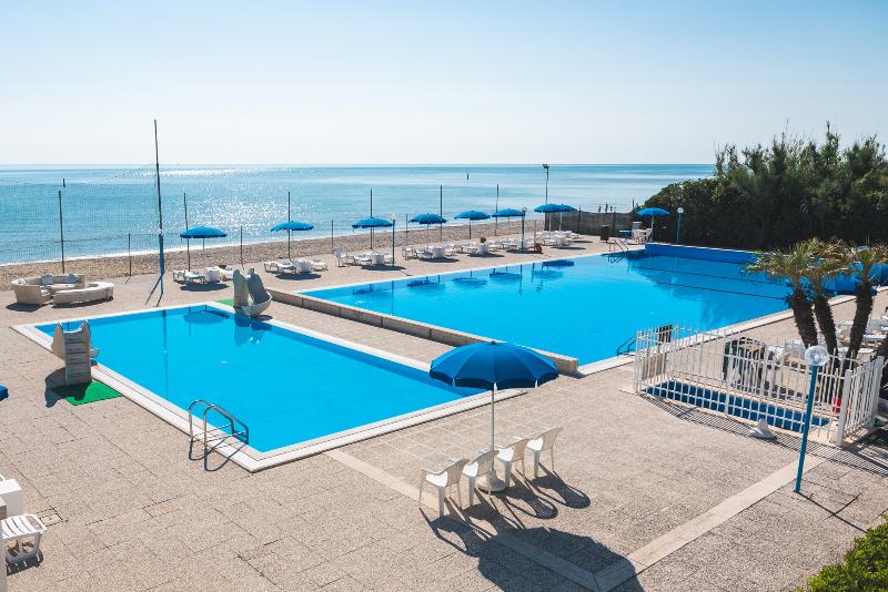 Club del Sole Le Mimose Family Resort - Havuz
