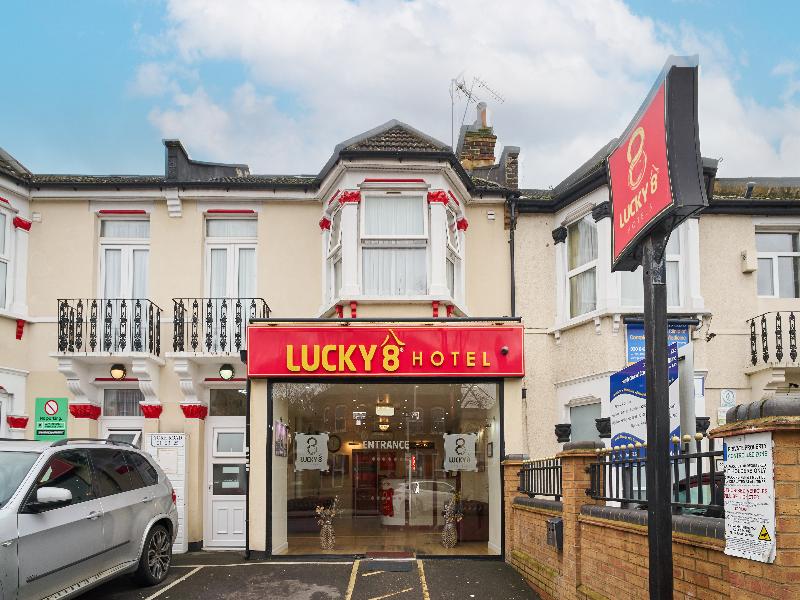 Lucky 8 Hotel - Genel