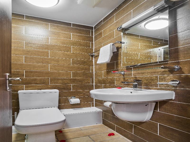 Lucky 8 Hotel - Genel
