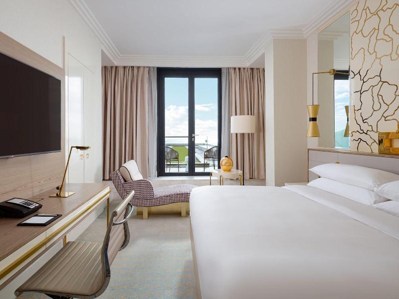 Baku Marriott Hotel Boulevard - Oda