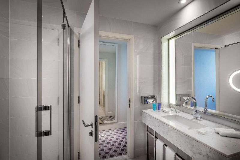 Baku Marriott Hotel Boulevard - Oda