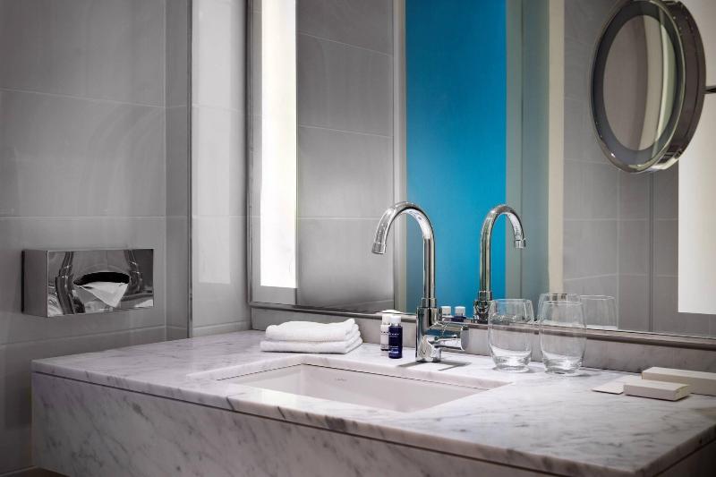 Baku Marriott Hotel Boulevard - Oda
