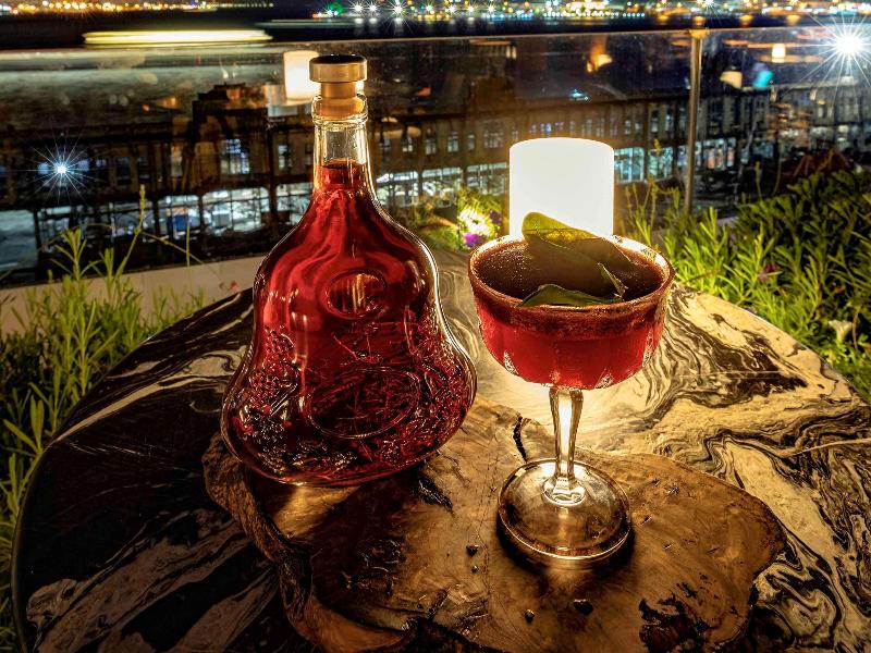 Novotel İstanbul Bosphorus - Bar