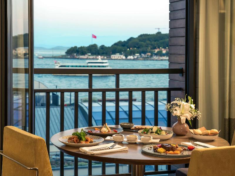 Novotel İstanbul Bosphorus - Genel