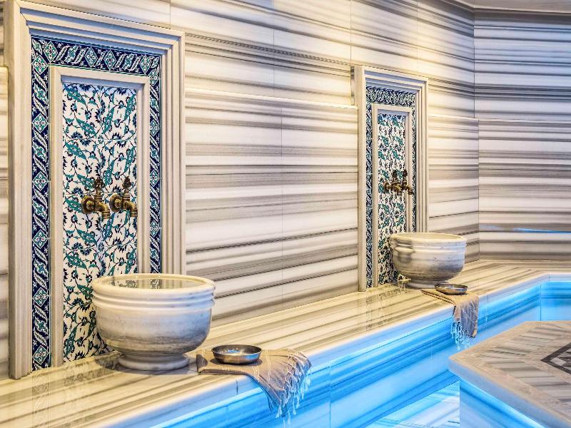 Novotel İstanbul Bosphorus - Havuz