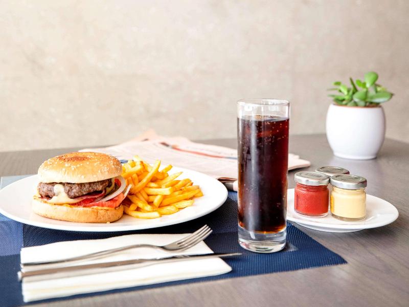 Novotel İstanbul Bosphorus - Restoran