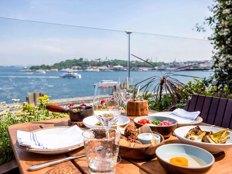 Novotel İstanbul Bosphorus - Restoran