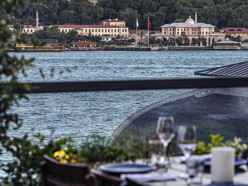Novotel İstanbul Bosphorus - Restoran