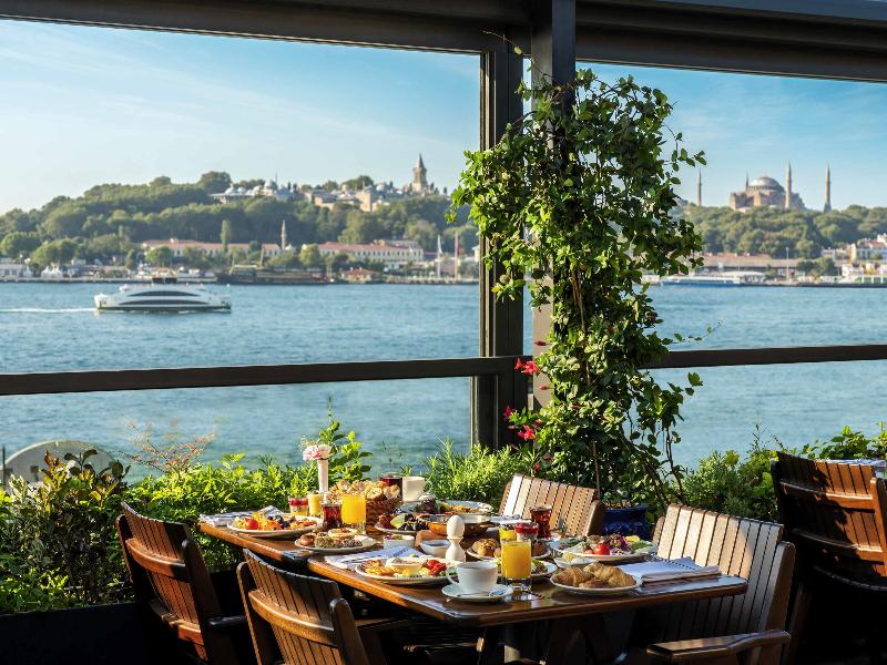 Novotel İstanbul Bosphorus - Restoran