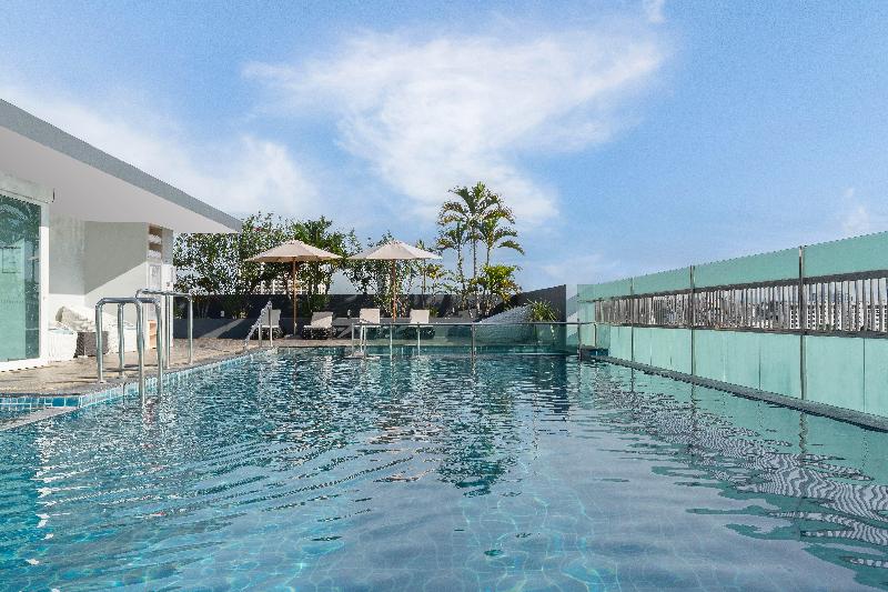 Garner Hotel Pattaya Central - Havuz