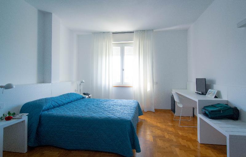 Hotel Mistral - Oda