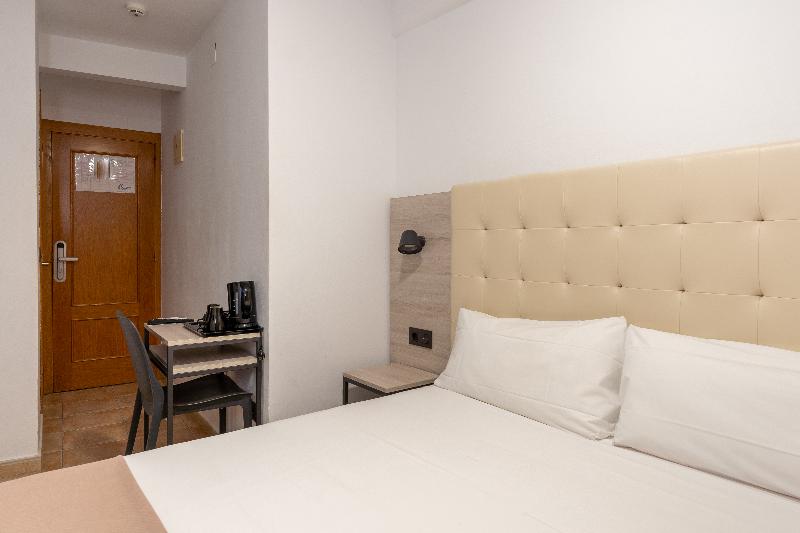 Hotel Queens - Oda