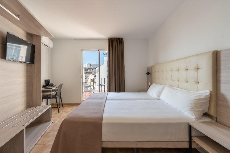 Hotel Queens - Oda