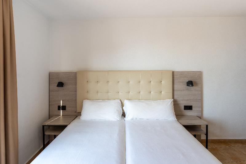 Hotel Queens - Oda