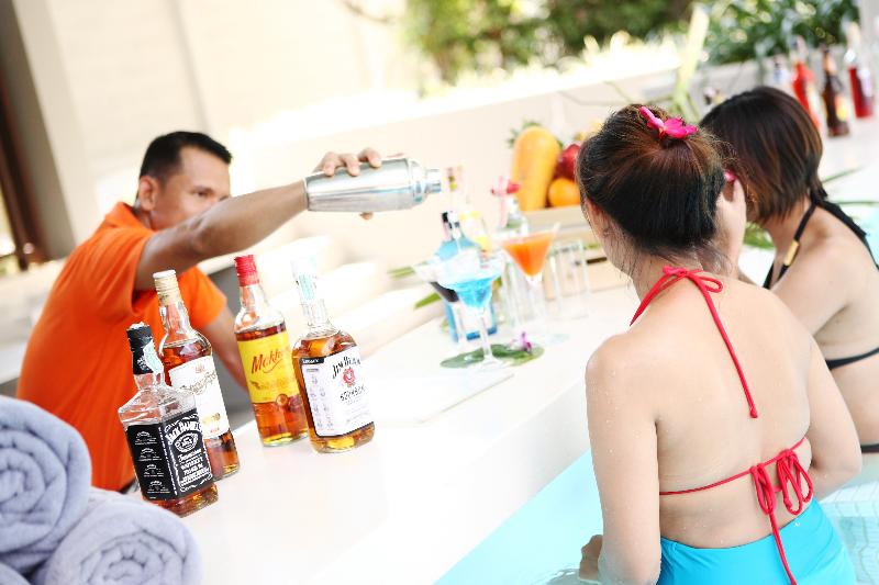 Proud Phuket - Bar