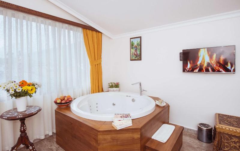 Infinity City Hotel - Havuz