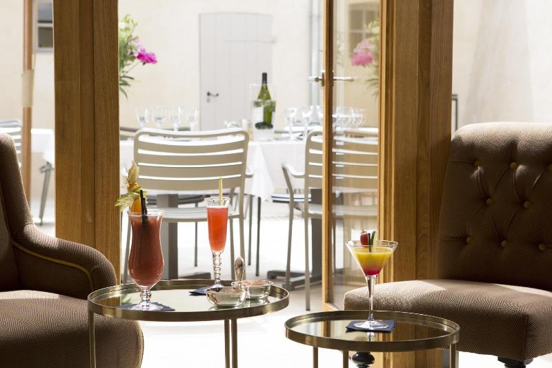 Hôtel de la Villeon - Bar