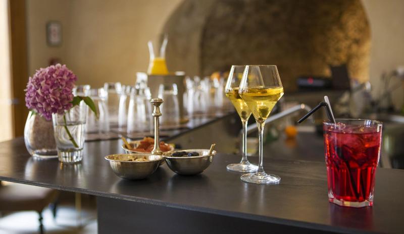 Hôtel de la Villeon - Bar
