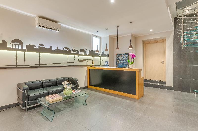 Trevi Palace Hotel - Lobi