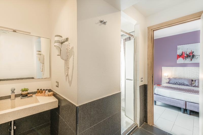 Trevi Palace Hotel - Oda