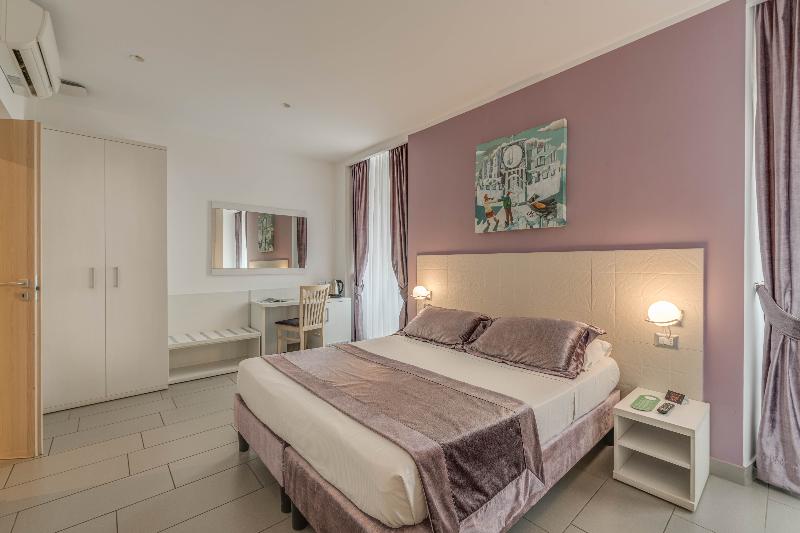 Trevi Palace Hotel - Oda