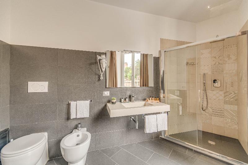 Trevi Palace Hotel - Oda