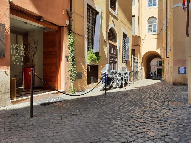 Navona Theatre Hotel - Genel